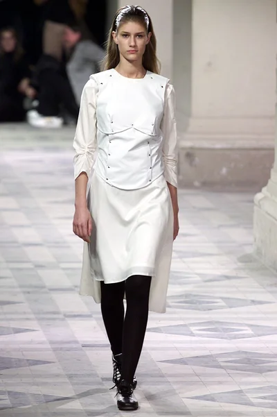 Look 30